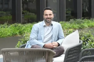 Jamie Hodari quitte son poste de PDG d&rsquo;Industrious pour se concentrer sur CBRE