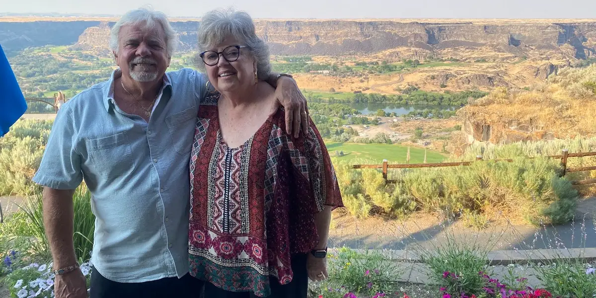 Un couple de baby-boomers a vendu sa maison de 2,1 millions de dollars pour vivre en camping-car