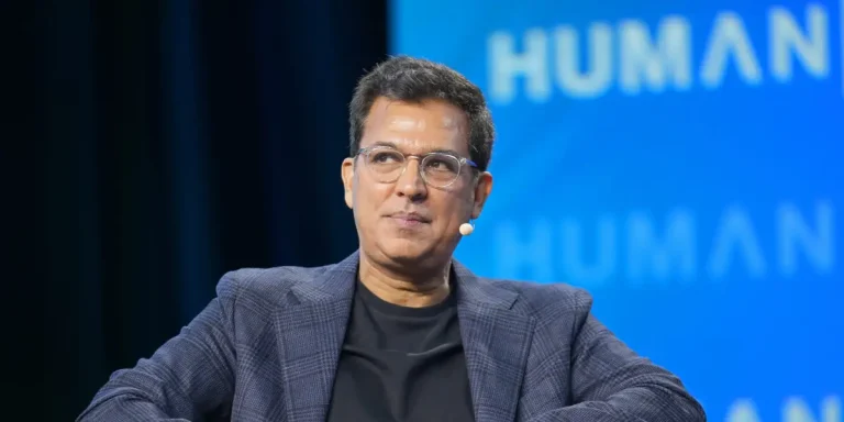 Visa affirme qu&rsquo;elle brûle près de 2 000 milliards de jetons IA par mois