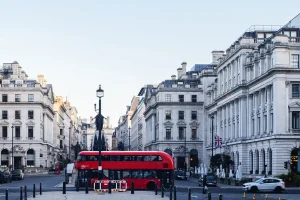 Déménagé d’Australie à Londres pour de meilleures opportunités et des voyages pas chers