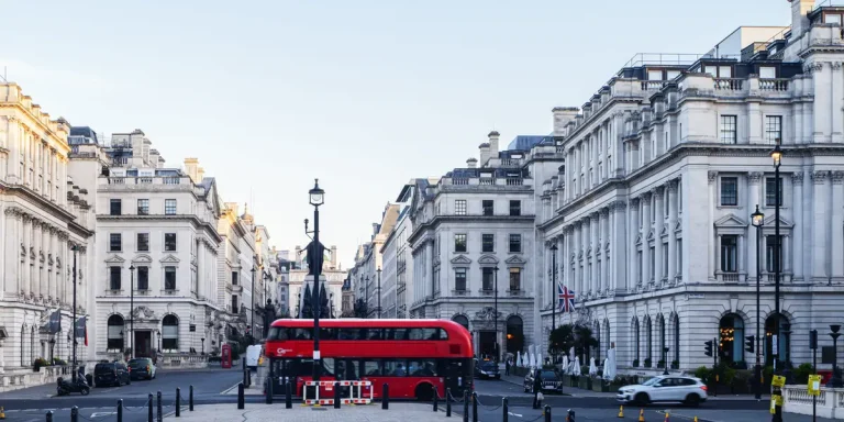 Déménagé d’Australie à Londres pour de meilleures opportunités et des voyages pas chers
