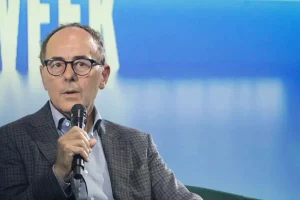 Finance Titan met en garde contre les stocks de mémoire mousseuse, l&rsquo;hiver cryptographique et la dette américaine