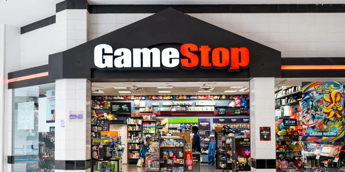 GameStop embauche le directeur de la maison pour le PDG Ryan Cohen, déclare qu'il financera le rôle