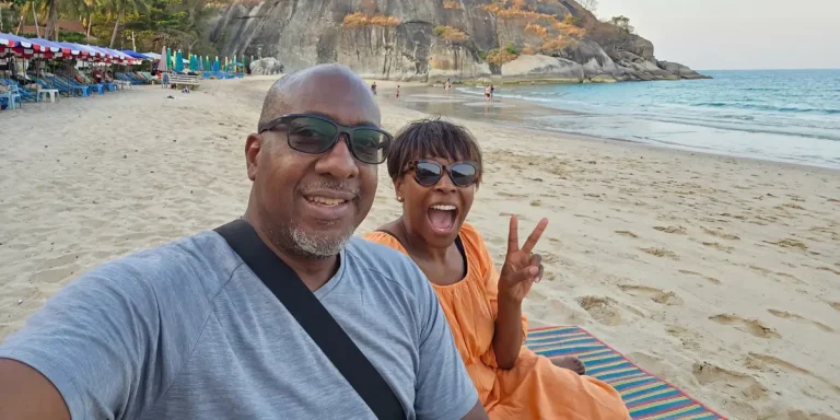 Ils ont quitté l'Amérique pour travailler à l'étranger, puis ont pris leur retraite en Thaïlande

