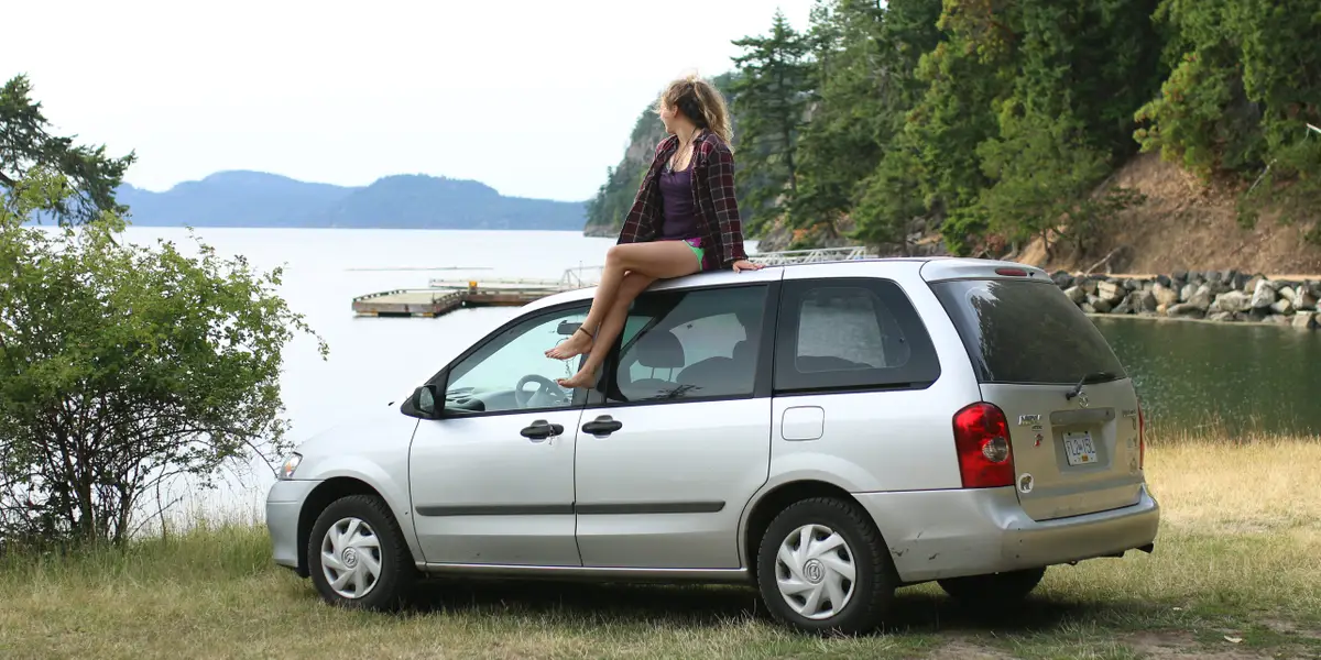 J'ai acheté une camionnette pour vivre pendant mes études ; Économisé de l'argent, a bien fonctionné