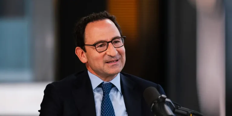 Jon Gray de Blackstone explique comment tirer le meilleur parti du travail dans une grande entreprise