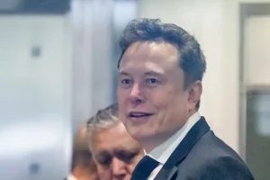La richesse d&rsquo;Elon Musk atteint un record de 722 milliards de dollars après la révélation du dépôt de l&rsquo;introduction en bourse de SpaceX