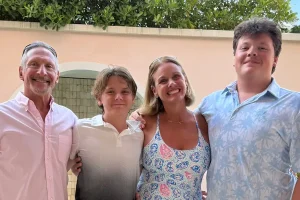 Couple retraité au Costa Rica avec 2 fils ; J&rsquo;ai acheté une maison de 1,6 million de dollars