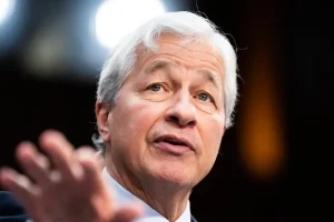 JPMorgan promeut des banquiers senior alors qu&rsquo;elle planifie la succession de Jamie Dimon