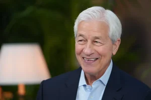 Jamie Dimon organise la célébration de l&rsquo;introduction en bourse de SpaceX au siège de JPMorgan