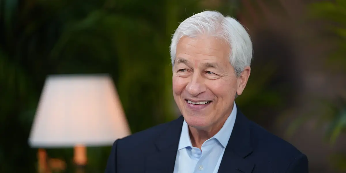 Jamie Dimon organise la célébration de l'introduction en bourse de SpaceX au siège de JPMorgan