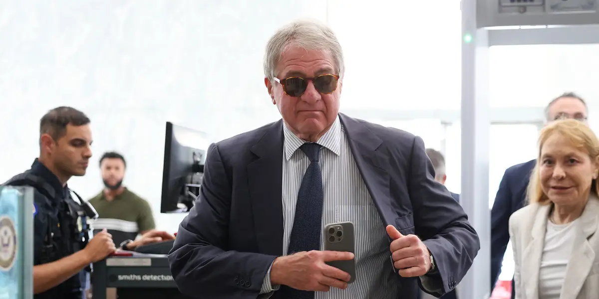 Le Congrès assigne Leon Black à comparaître lors d'une interview sur Jeffrey Epstein