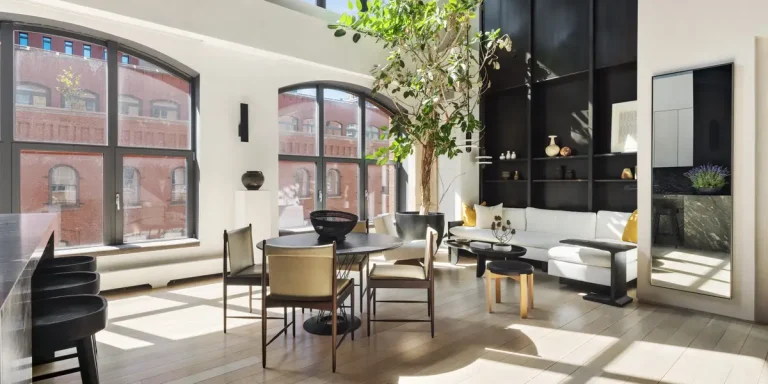 Un vendeur d’appartements de luxe à New York préfère les actions anthropiques aux espèces
