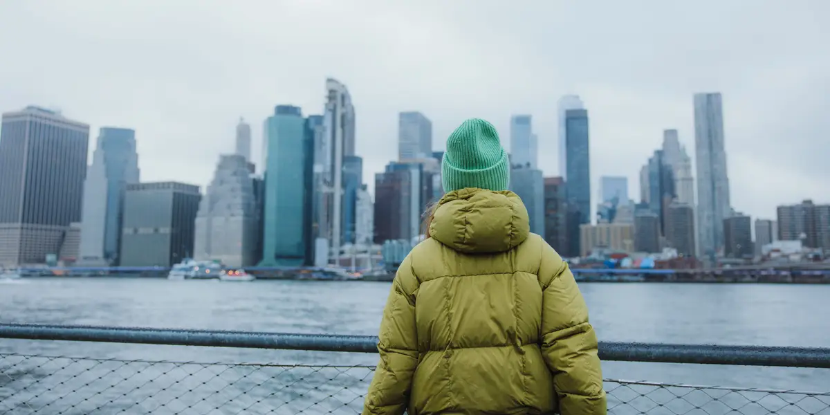 J'ai quitté New York pour une petite ville il y a 5 ans ; J'aimerais pouvoir revenir en arrière