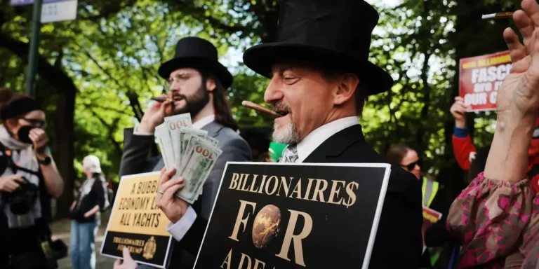 La richesse mondiale bondit mais les disparités se creusent, selon un rapport de l&rsquo;UBS