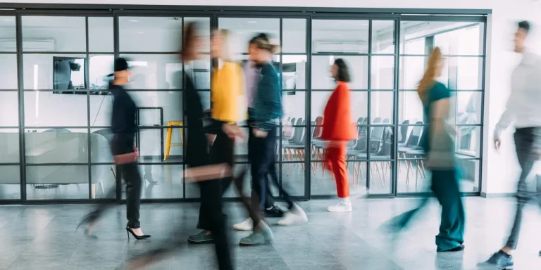 Les sélectionneurs de titres humains arrivent dans le fonds quantitatif Qube de 50 milliards de dollars
