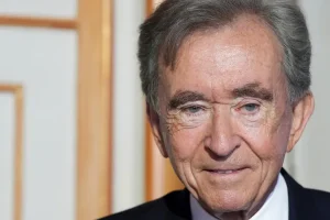 5 points à retenir de l&rsquo;interview rare en podcast du patron de LVMH, Bernard Arnault