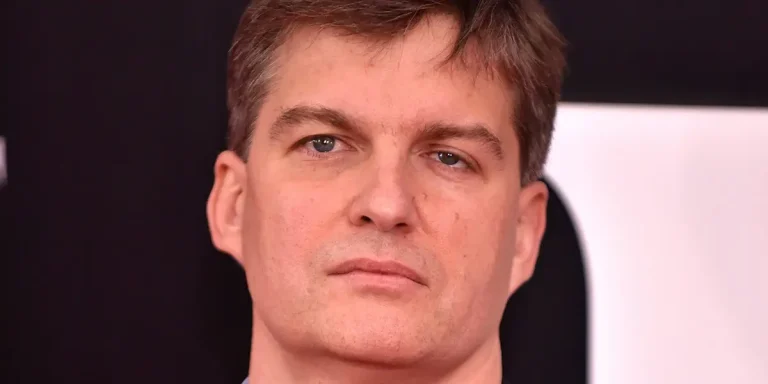 "Big Short" Michael Burry parie contre les stars de l'IA Oracle et Nebius
