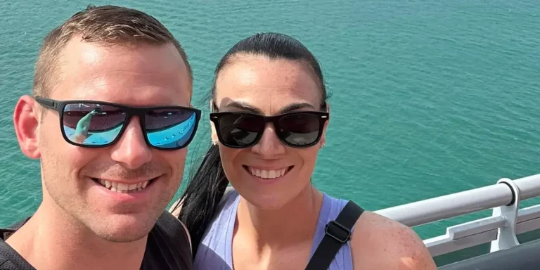 Couple qui a bâti une entreprise à sept chiffres : comment gagner de l'argent en ligne
