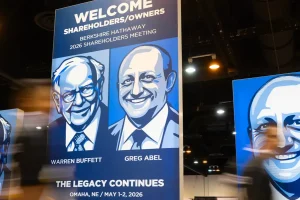 Le successeur de Warren Buffett commence à dépenser la montagne d&rsquo;argent de Berkshire