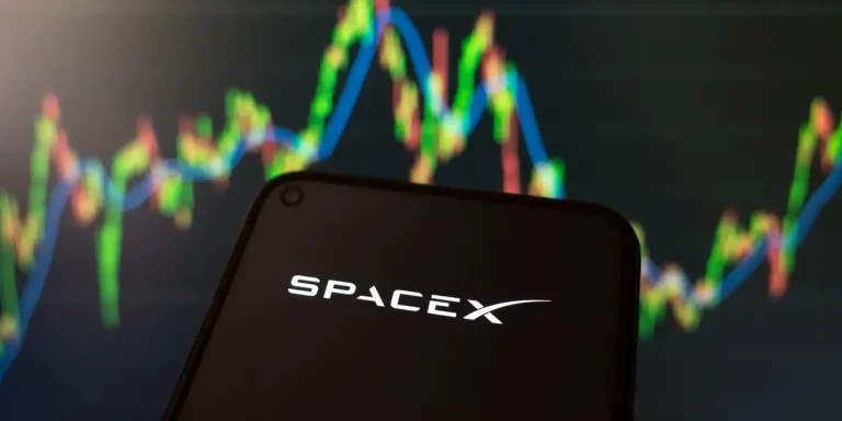 Les actions de SpaceX sont confrontées à la volatilité alors que les premiers investisseurs encaissent : analyste
