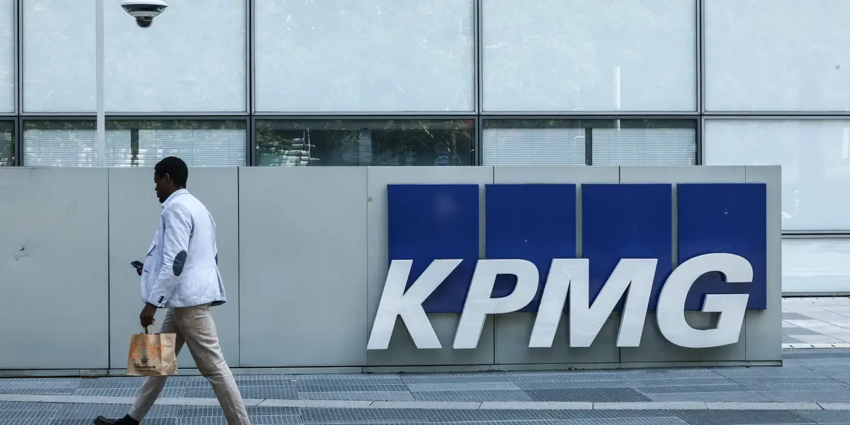 Les difficultés de KPMG Australie s'aggravent alors qu'elle supprime 5 % de ses effectifs