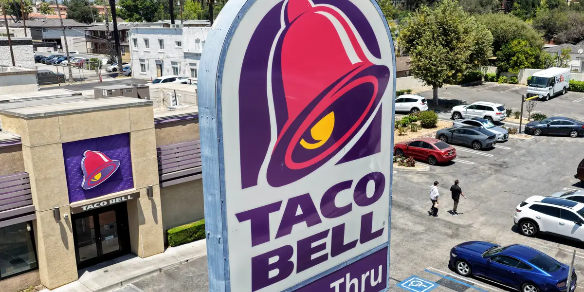 Miam ! Brands affirme que l'épidémie de Cyclospora a frappé les ventes de Taco Bell