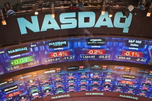 Anthropic sélectionne le Nasdaq pour son introduction en bourse au milieu des préoccupations liées aux risques liés à l&rsquo;IA