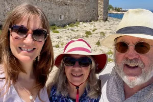 Déménagé dans une ville italienne ; Maintenant, mes parents de 75 ans nous rejoignent