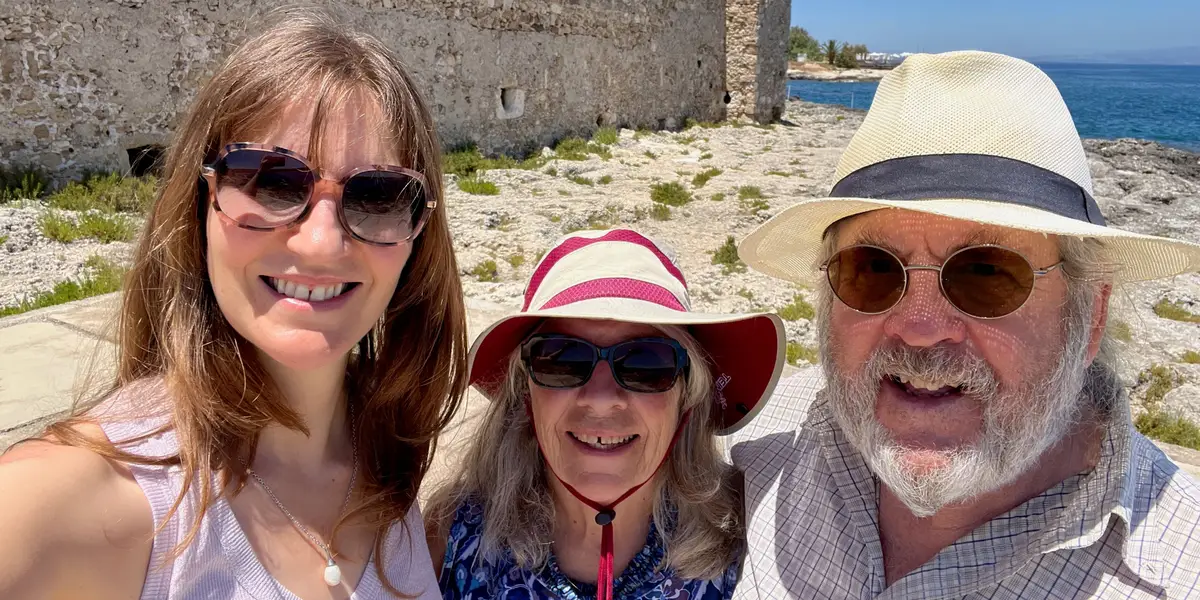 Déménagé dans une ville italienne ; Maintenant, mes parents de 75 ans nous rejoignent