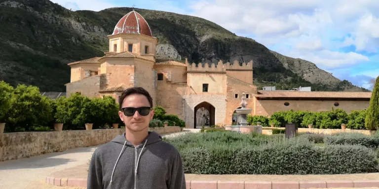 Déménager en Espagne m'a fait réaliser que je ne voulais pas du rêve américain
