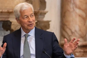 JPMorgan déploie les changements Claude : limites de 2 000 $ et sécurité supplémentaire