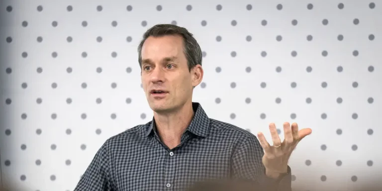 La startup Discovery Loop de Jeff Dean envisage une valorisation de 50 milliards de dollars
