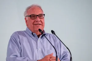 Qui est Howard Buffett ? Rencontrez le nouveau président de Berkshire Hathaway