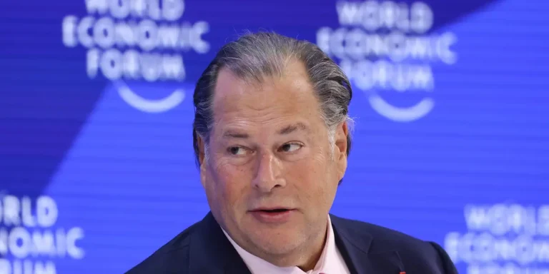 Salesforce est en pourparlers pour acheter la startup AI Listen Labs
