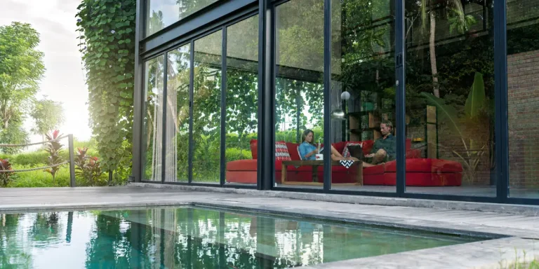 4 tendances de l’immobilier de luxe qui façonnent la façon dont les ultra-riches achètent des maisons en 2026