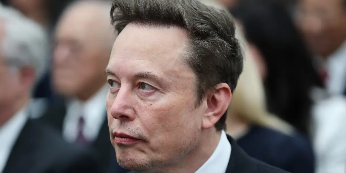 Elon Musk veut que les enfants possèdent des actions SpaceX. Offrir des actions n’est pas nouveau.
