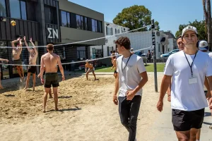 Voici comment les plus grandes fraternités gagnent et dépensent leurs millions